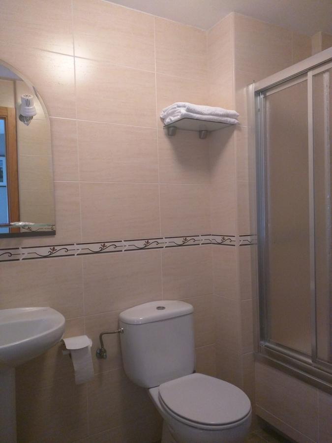 Hostal San Paio Lavacolla Dış mekan fotoğraf