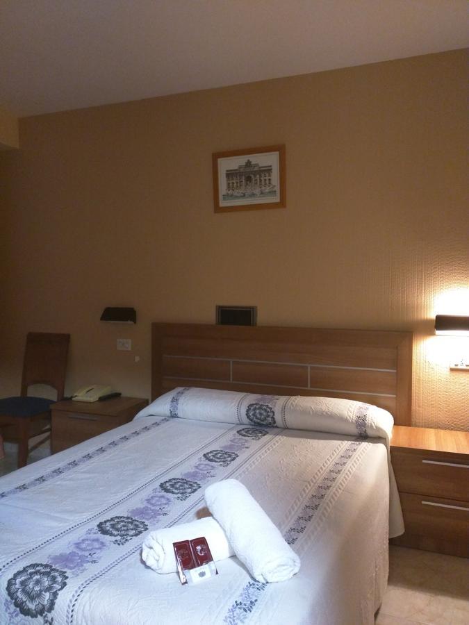 Hostal San Paio Lavacolla Dış mekan fotoğraf