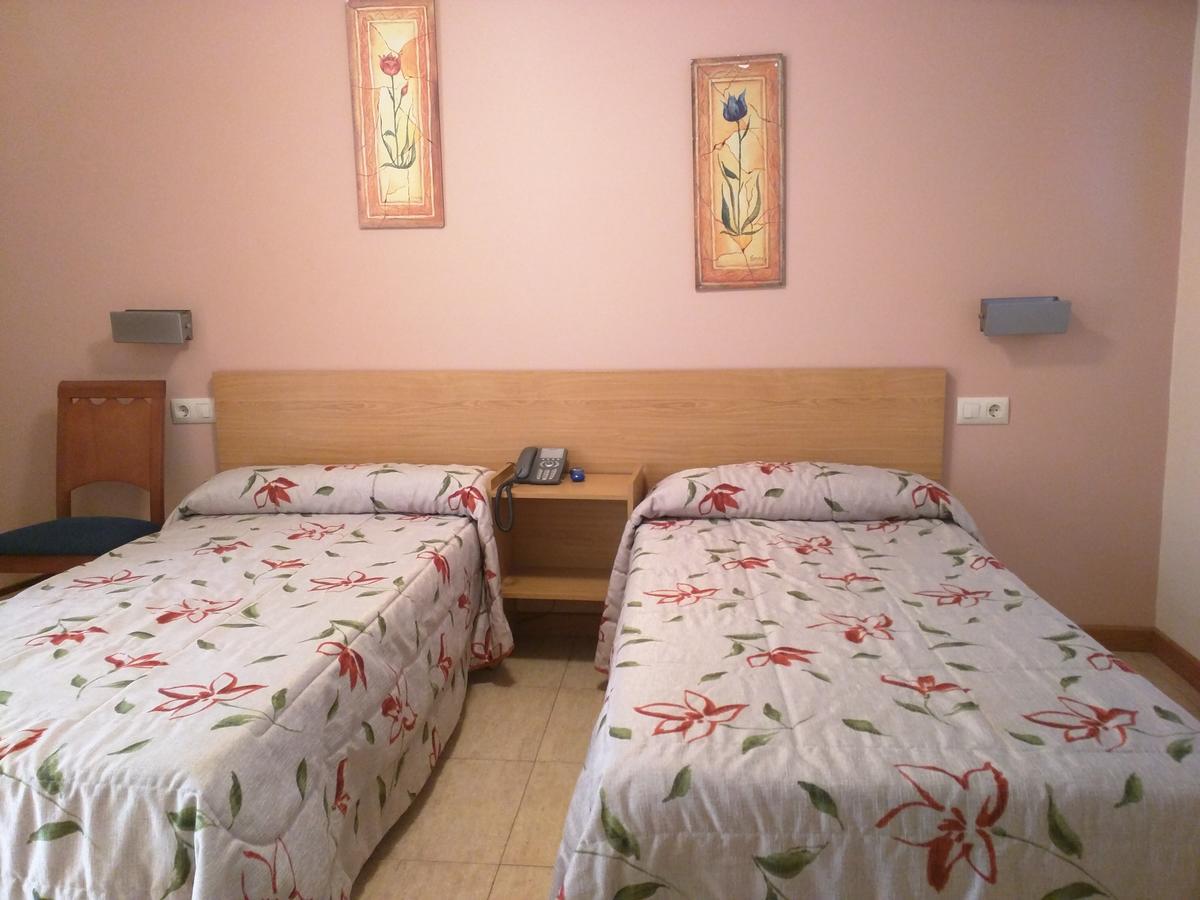 Hostal San Paio Lavacolla Dış mekan fotoğraf