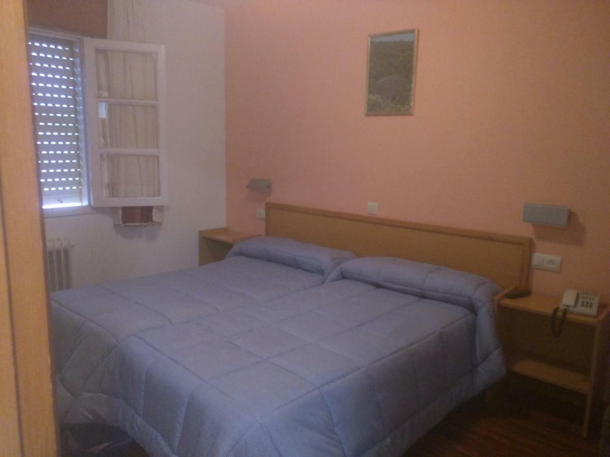 Hostal San Paio Lavacolla Dış mekan fotoğraf