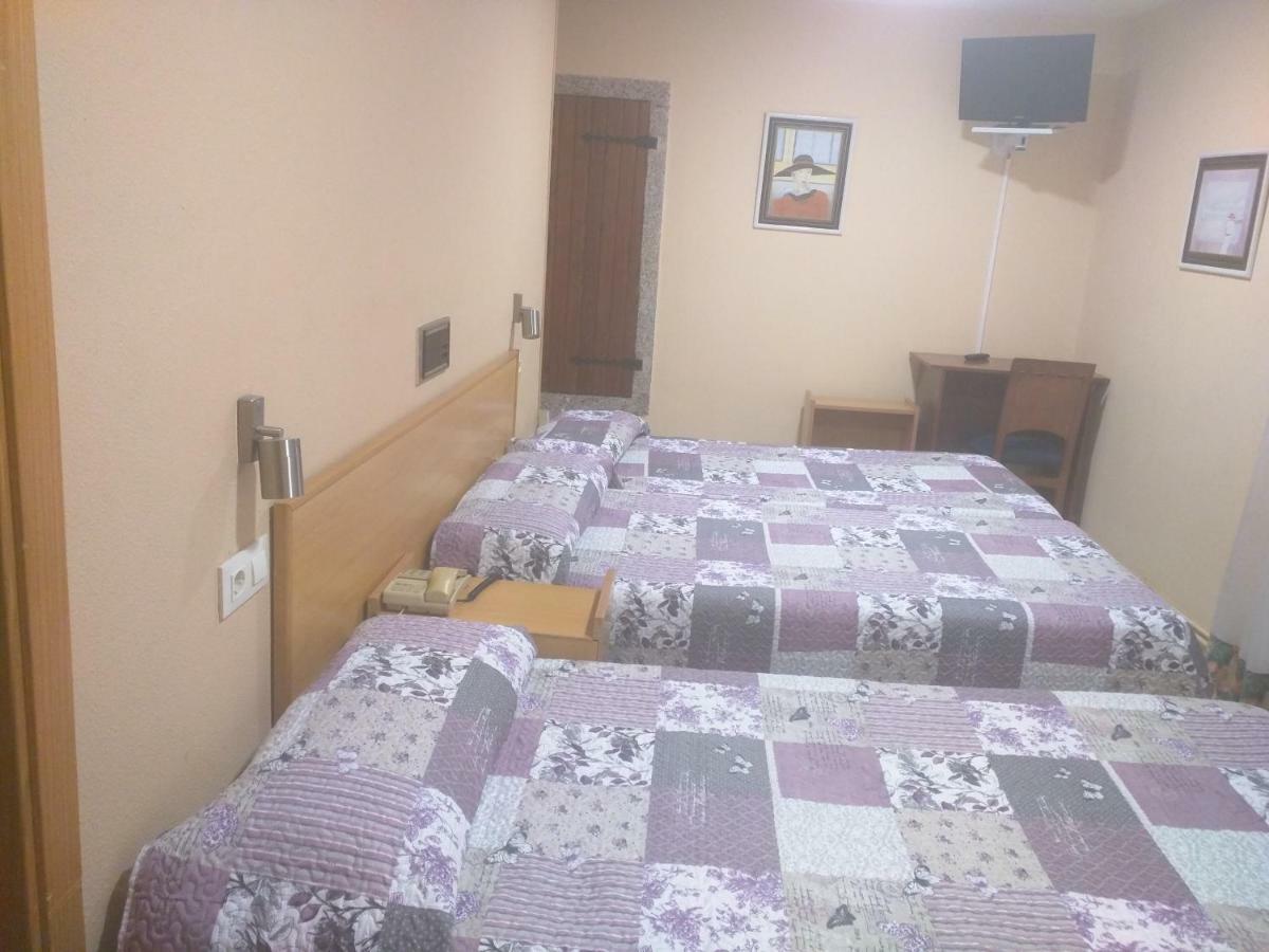 Hostal San Paio Lavacolla Dış mekan fotoğraf